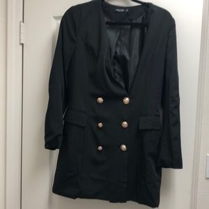 Suite sexy dress with gold buttons